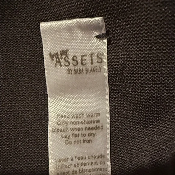 Assets By Spanx Black and Gray Camouflage Leggings Medium - Picture 8 of 10